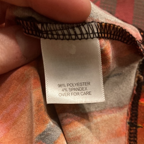 Relativity Tank top - Picture 5 of 7